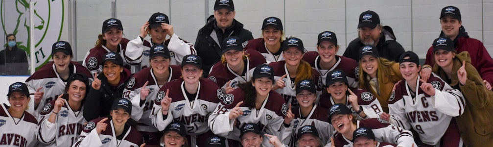 Sommer Ross's Ice Hockey cover photo